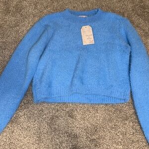 boutique blue fuzzy cropped sweater